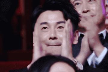 美人计|龙妈竟然用中国眼影化妆?等不及看外国代购来中国买买买了