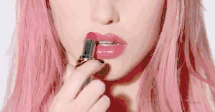 1岁多宝宝冬天嘴唇特别干开裂,冬季嘴唇开裂口子怎么办