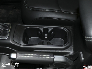 新车上市硬派越野车jeep牧马人,jeep牧马人尽显硬派