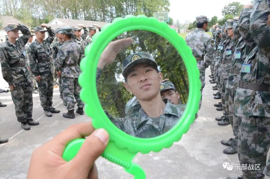 新兵连相聚完整版,新兵连25年相聚完整版