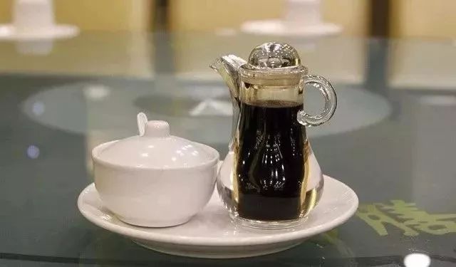 奶奶给孙子吃过期食品吃出事,奶奶误给孙子吃鱼中毒