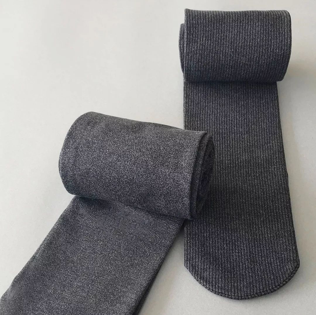 哪款休闲裤保暖又好看,保暖裤该买什么款又保暖又显瘦