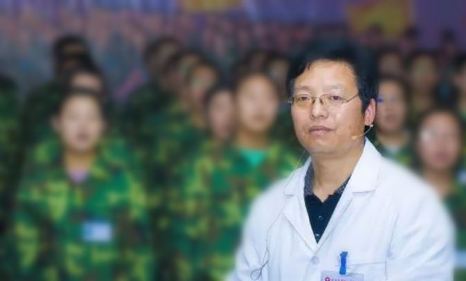 杨永信戒网瘾学,电击治疗网瘾学校杨永信