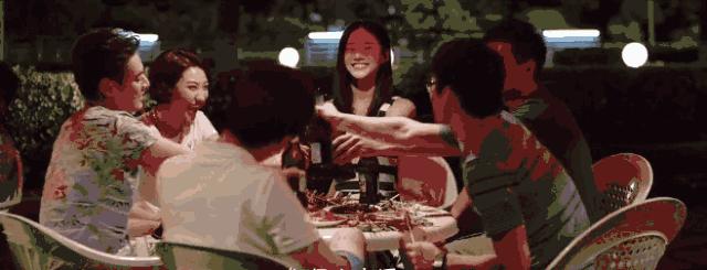 饮料喝到异物怎么索赔,饮料里喝出玻璃渣怎么赔偿