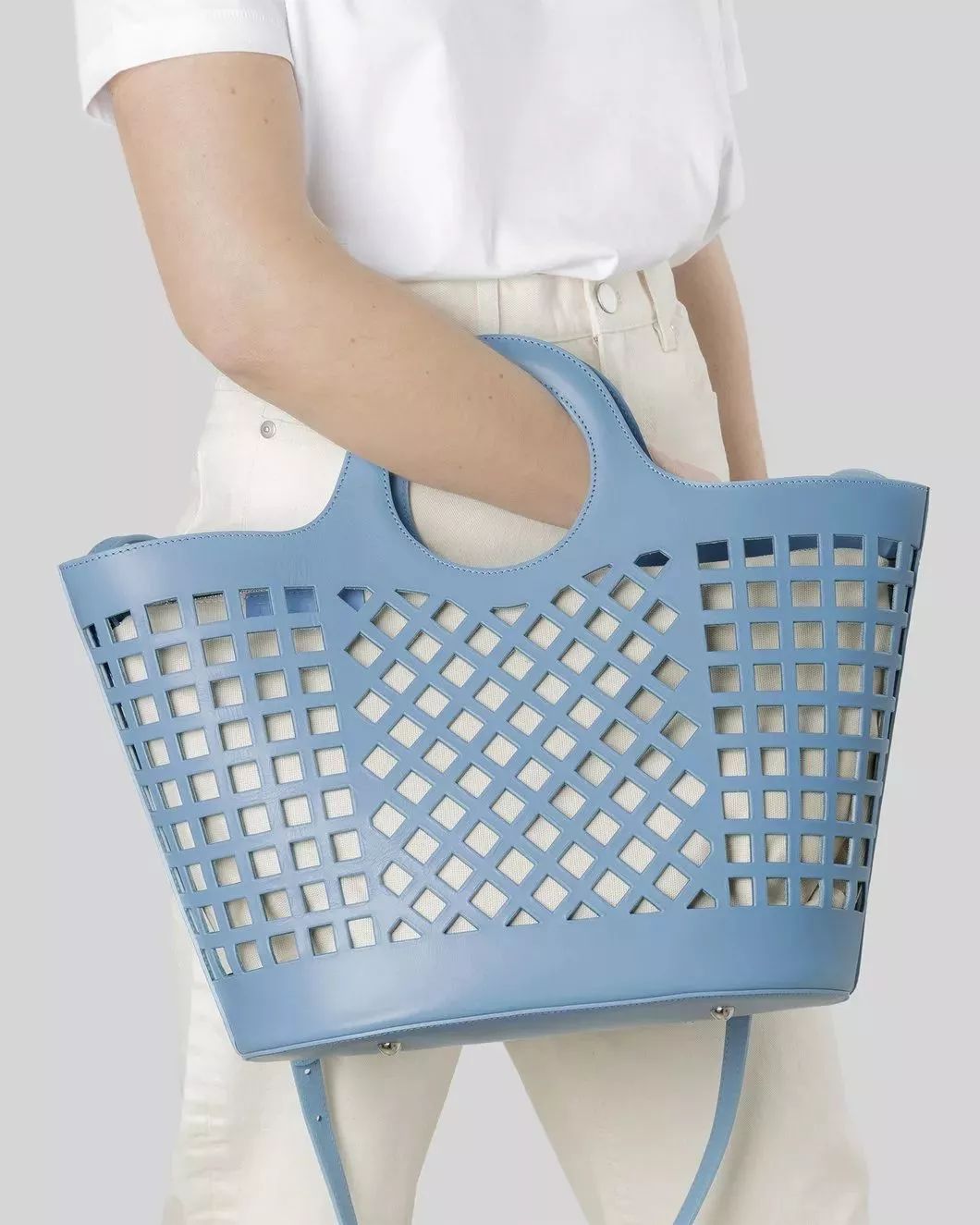 中国大妈才是地球上最敢穿的街头王者！当红时尚单品都是你妈玩剩下的