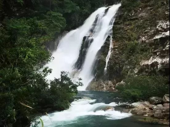 海南白沙红坎瀑布景区,海南最大的瀑布是哪个