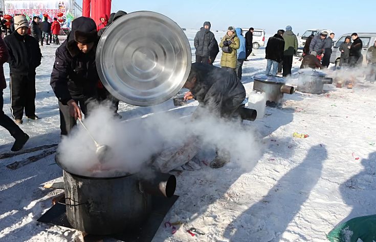 刘烨一家三口野外生活,刘烨旅游