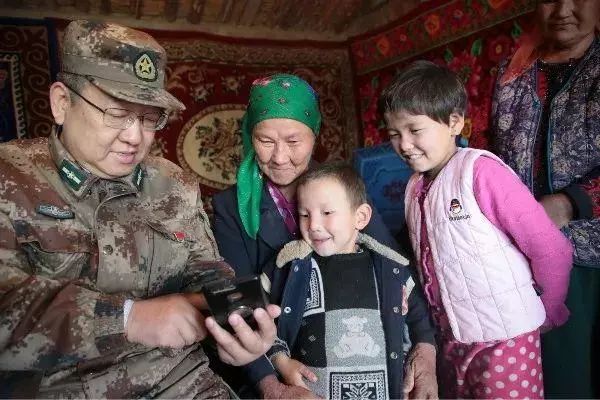 昌吉4岁男孩先天无肛，有人筹集16万元让他“重获新生”