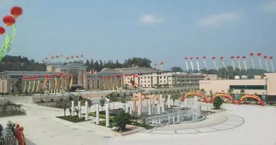 可怕的达利帝国！