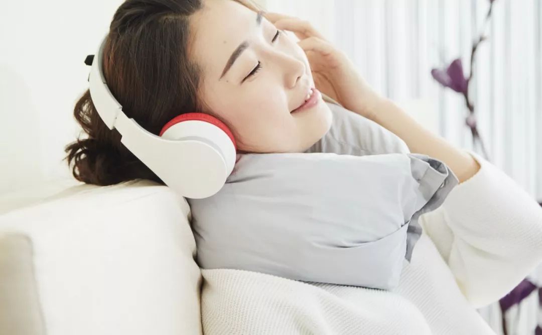 石墨烯多功能羽绒毯,新款多功能便携羽绒盖毯