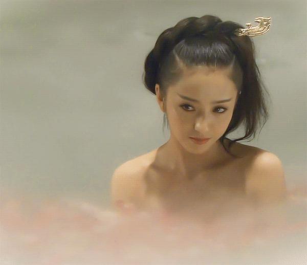 瑞酱长草日记丨佟丽娅的美貌又上了热搜！凭啥