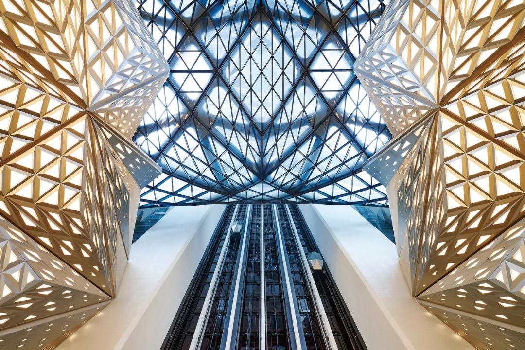 扎哈哈迪德个人作品,扎哈哈迪德女性力量