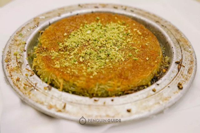 在这个魔幻的江南小城里,来一场烤肉和大饼的狂欢!