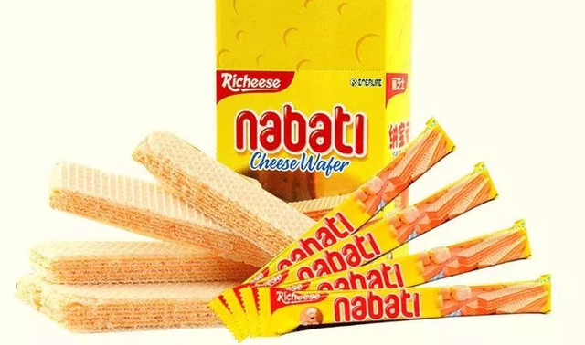 那些无限回购的小零食,每天办公室都有吃不完的零食