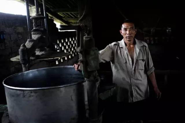 世界这么大我一直在路上,世界这么大我想自己去看看