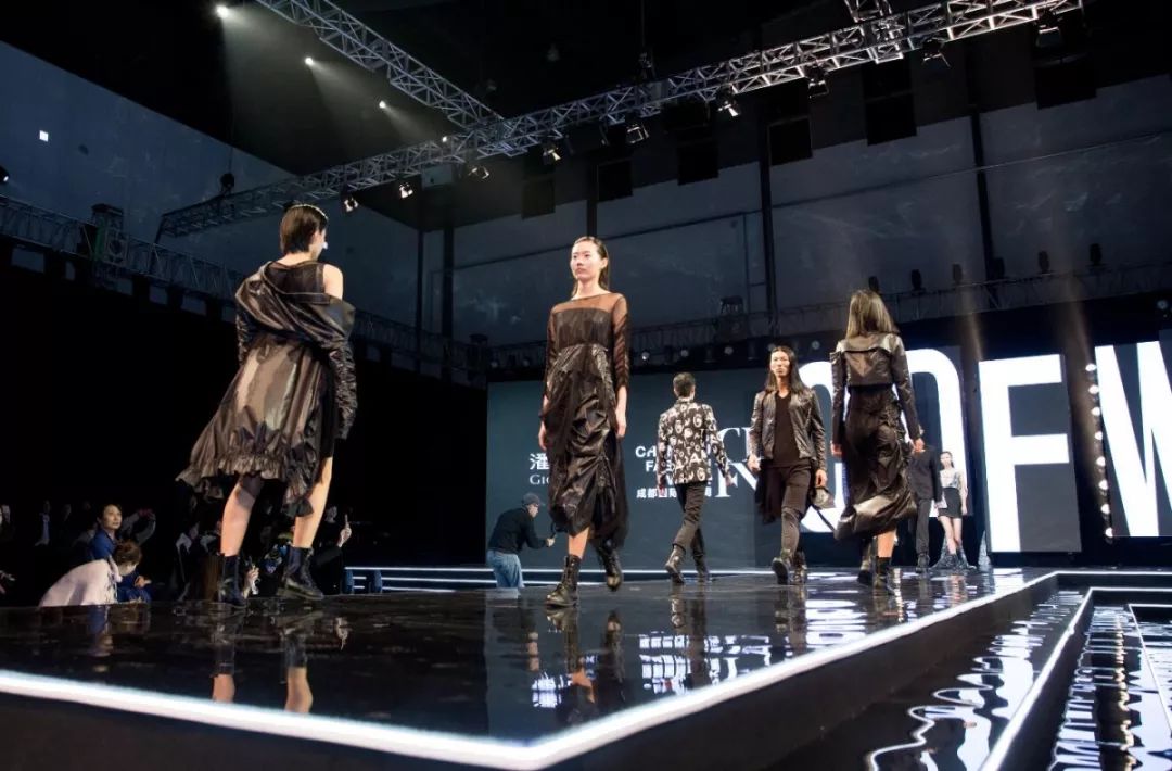 中国第二家门店落户成都,2020年成都引入386家首店