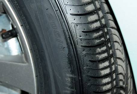 4s店补胎和维修店补胎的区别,4s店补胎多少钱一次