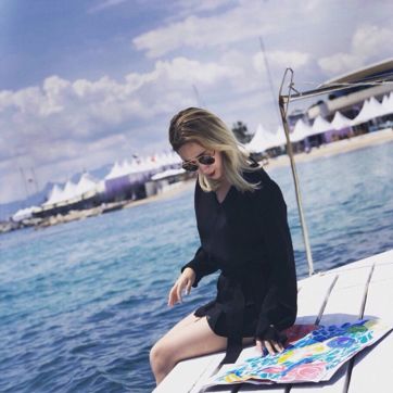 行囊装满的是人生,自己的行囊里装满了酸甜苦辣