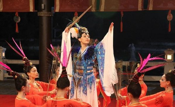 古人跳舞动作,古人的舞蹈