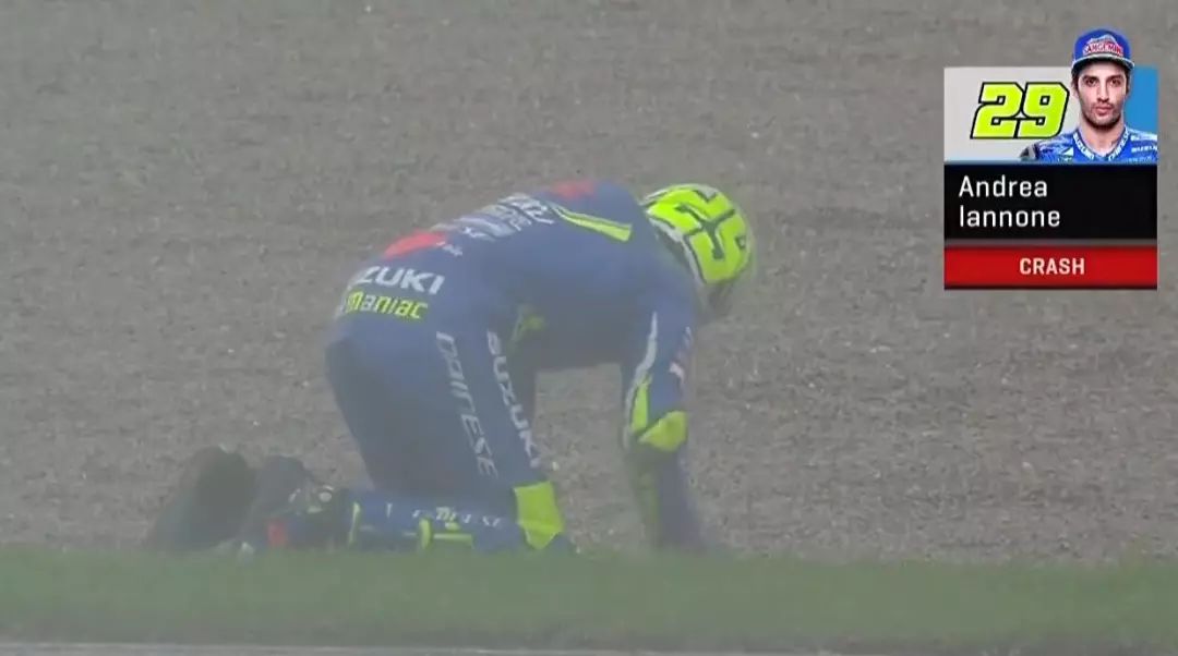 motogp罗西痛哭,motogp罗西庆祝动作