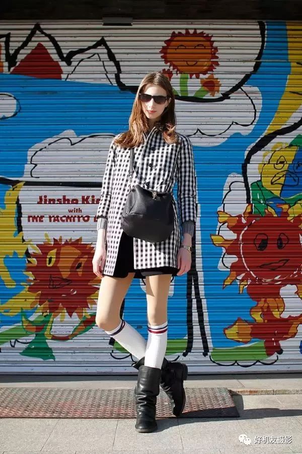 人像摆姿100个技巧坐着半身照,简单人像拍照摆姿