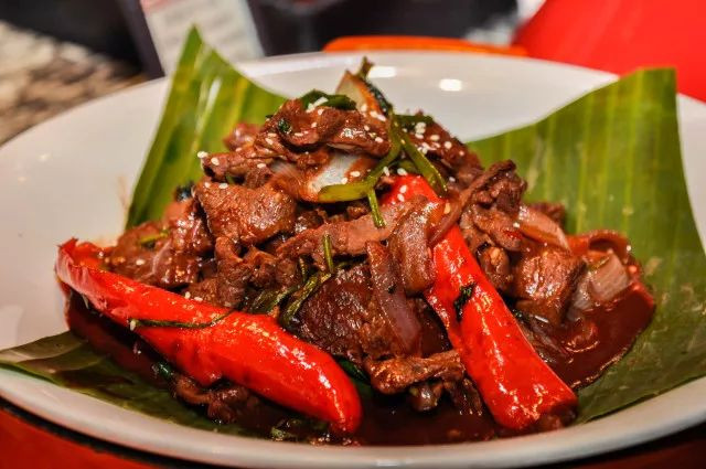 ¥238/位——“爱尔兰生蚝+15种海鲜”畅吃,还送波龙!乐队表演周末哈根达斯!这家希尔顿旗下酒店颠覆吃货想象!