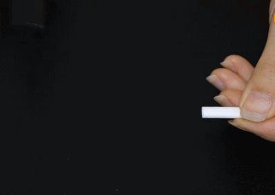 衣服拉链坏了怎么修复最快,拉链插销处布烂了用吸管修的方法