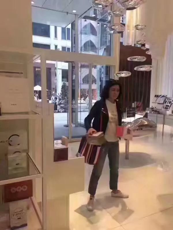 想买卡但不知道卡会不会再出,想买pola但是不知道效果