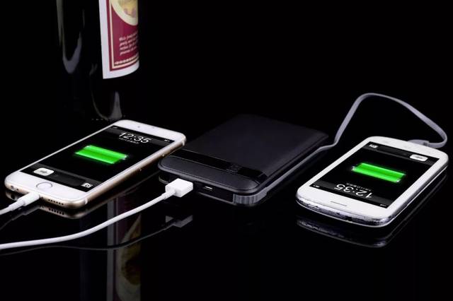 车在路上没油了怎么办西安,车在路上没油了熄火怎么办