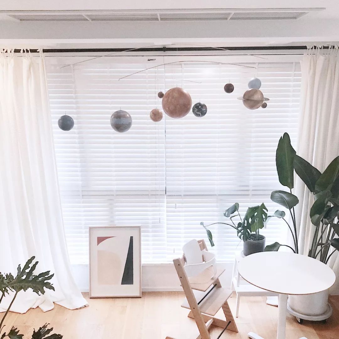 家里乱全怪娃？娃说：你看看别人家的爸妈！生10个孩子也不怕