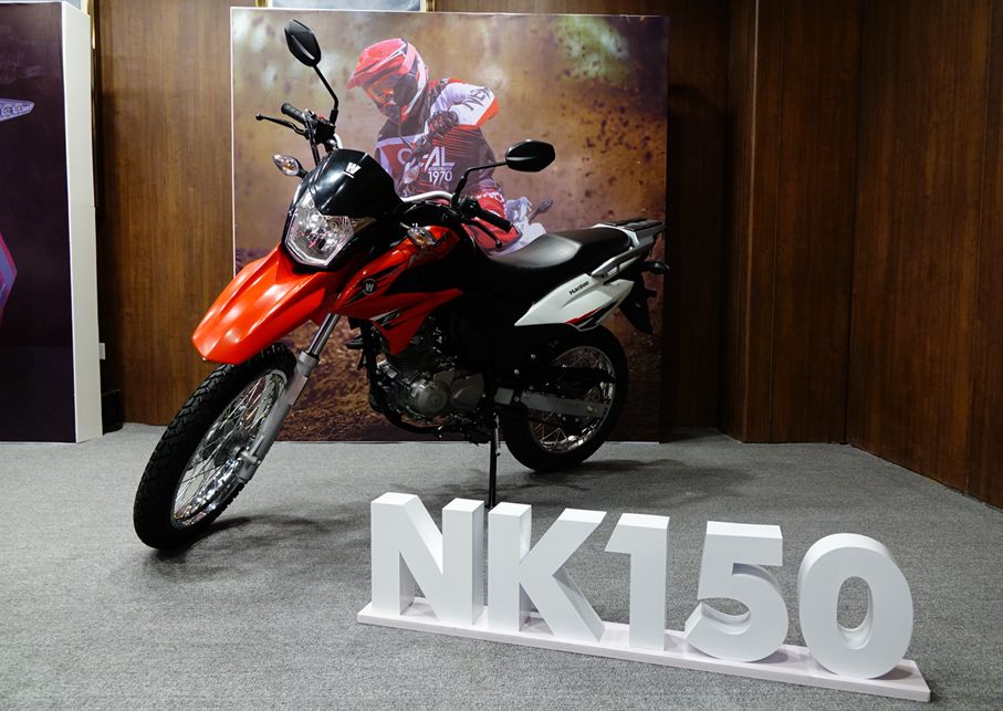 nk150豪爵对比阿普利亚terra150,到店新车视频