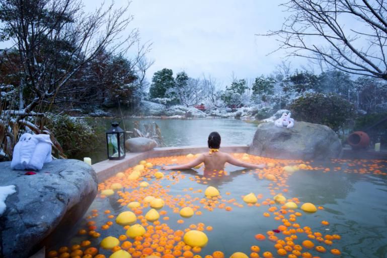 园林式温泉,恒大温泉泡温泉价格