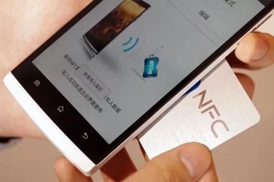 微笑兜抵金|双十二我们拒绝吃土,你的微笑我们给你别样实惠!