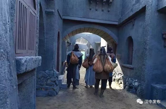 三区建设贡献力量,召开三市建设研讨会