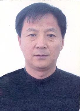 金牌股票分析师每日股票分析,分析师看金价金价或持续高位震荡