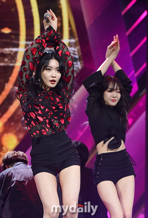 「MDPHOTO」Redvelvet等韩国艺人出席职业棒球联赛年终颁奖礼