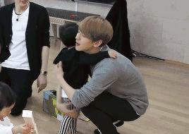 exo带孩子日常,exo变身ceo