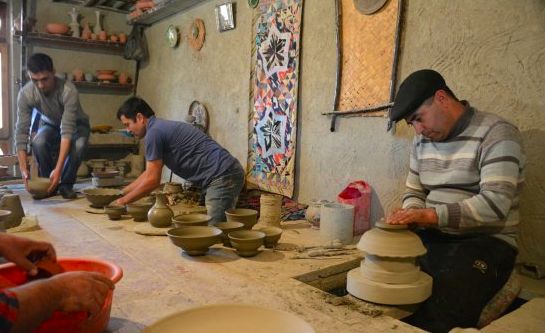 2400的国际往返机票,20美金的电子签证,探秘丝路古国,说走就走