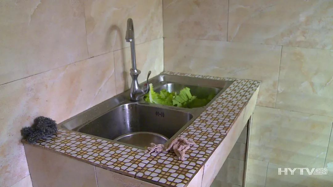 富泉镇胡叶村,汉源县决战脱贫攻坚