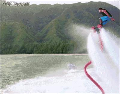 快瞧那只壁虎！它会“凌波微步”