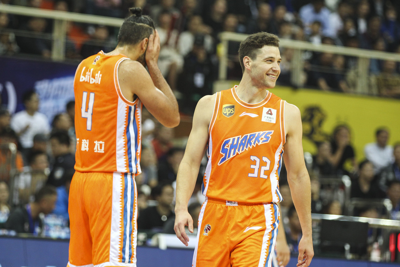 cba球队规定有几个顶薪本土球员,海外球员怎么参加nba选秀