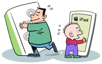 惊险！玉林一男孩玩手机突然爆炸，手脱皮起泡！你还敢这样做吗?