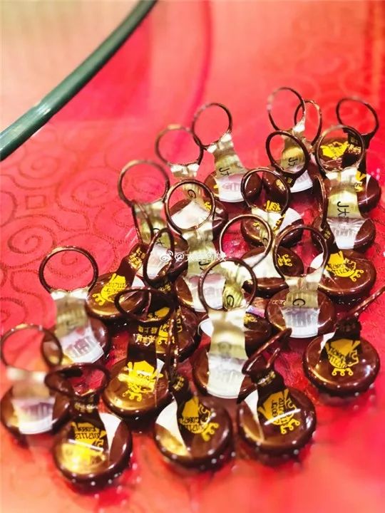 「吃在大连」点上几个家常菜，酒斟满，干就完了！