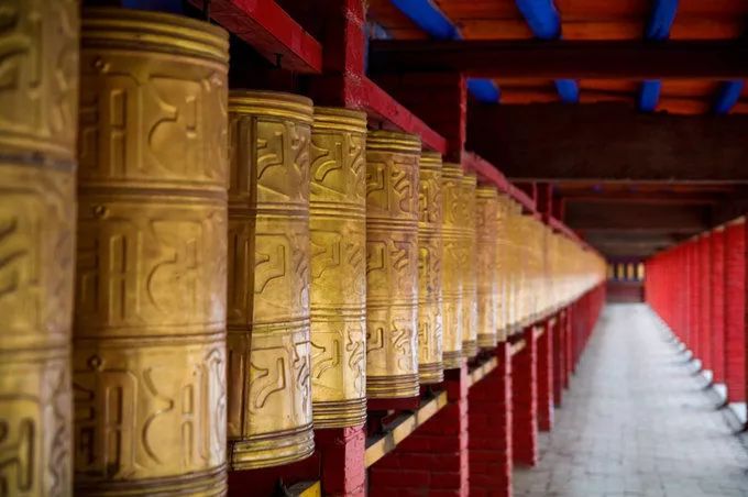 乘坐青藏铁路到拉萨旅游攻略,坐青藏线去拉萨选什么时间