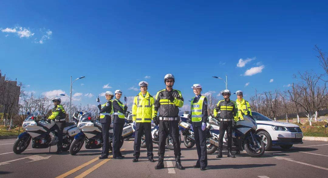 驾照超12分被扣什么时候去培训,驾驶证被扣满12分去哪里学习