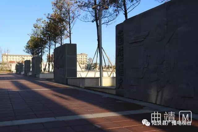 陆良一中景色照片,陆良一中校园风景