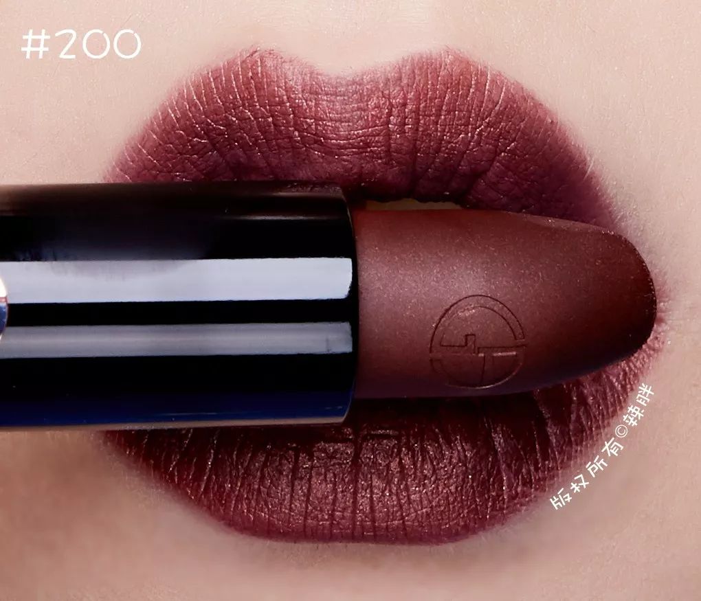新品全试色I这支最美唇膏美到犯“罪”，红一整年全靠她！