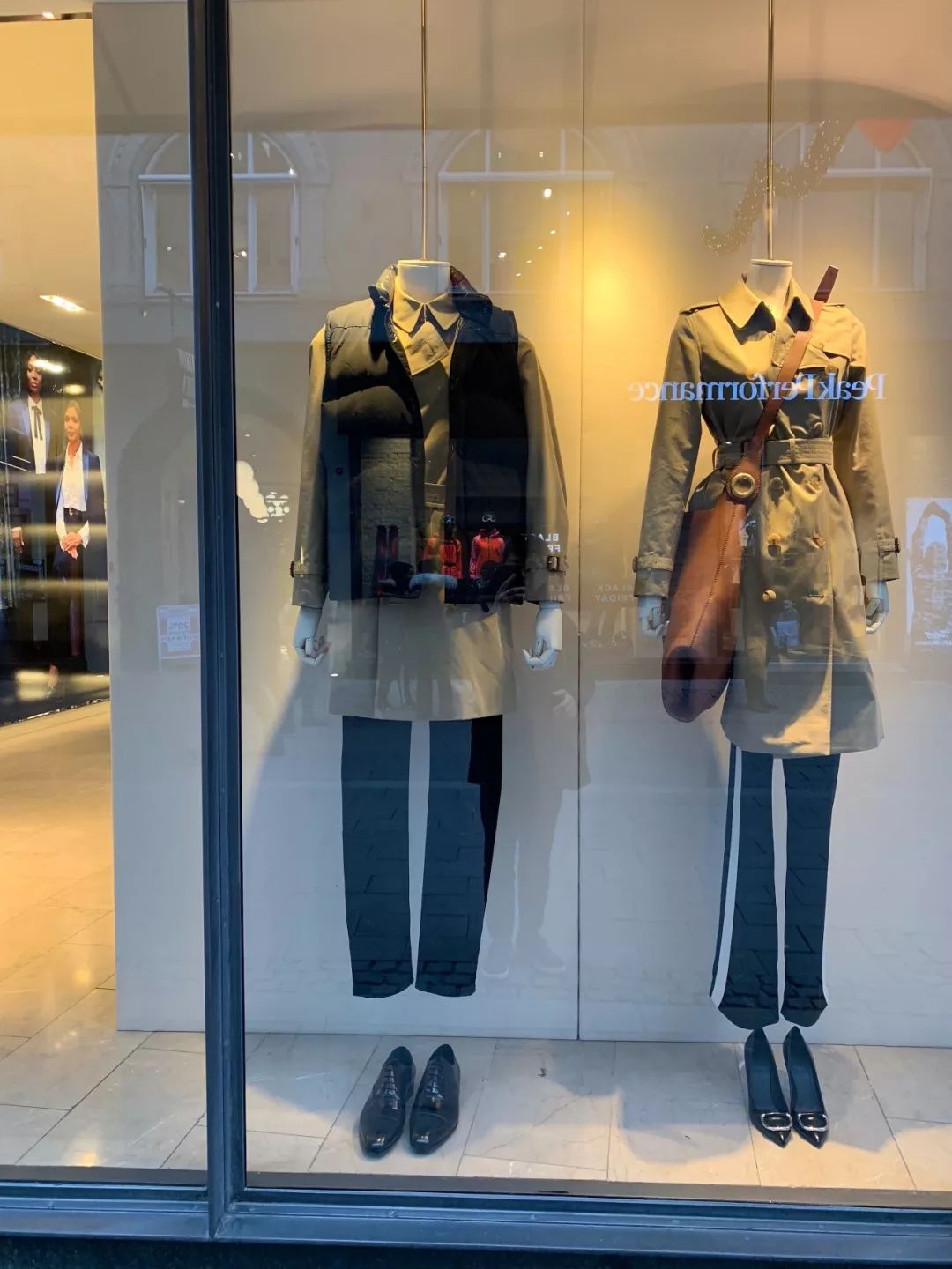 小雀斑埃迪雷德梅尼穿波司登,小雀斑埃迪雷德梅尼身穿波司登