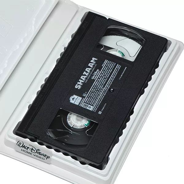 平行世界：五十六个民族和星座的战争