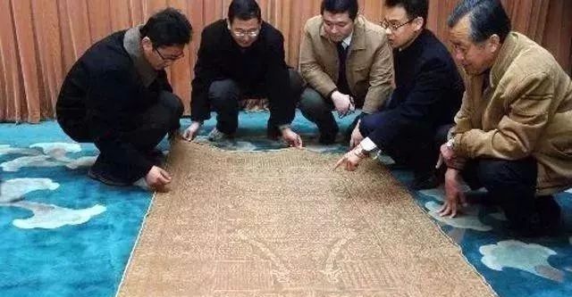 打工仔9万元收藏一张经文书法，专家认为不值，5年后卖了1.3亿